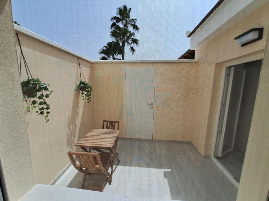 Nueva Almeria Beach & Chill Ngoại thất bức ảnh
